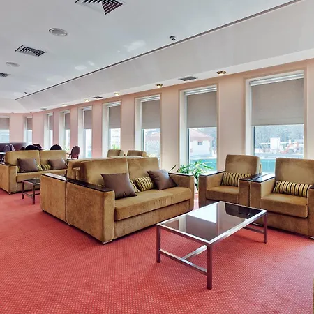Lux Mundi Hotel 3*